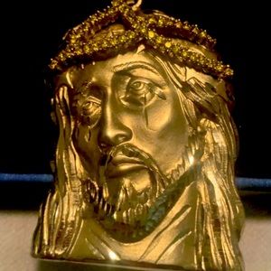 Beautiful piece pendant